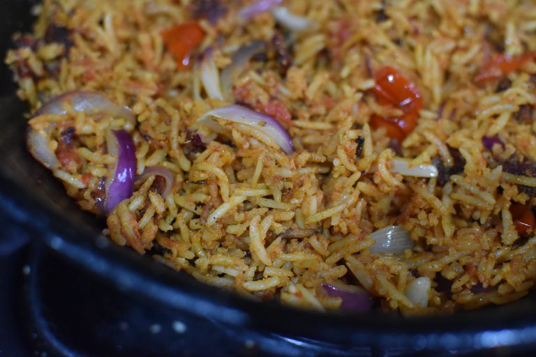 #SundayRice: Kilishi Jollof Rice